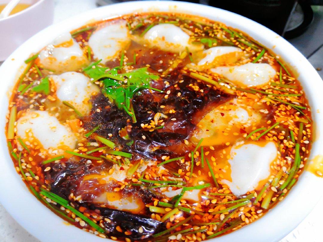 【西安小吃系列】 11:回民街牛肉韭黄酸汤水饺