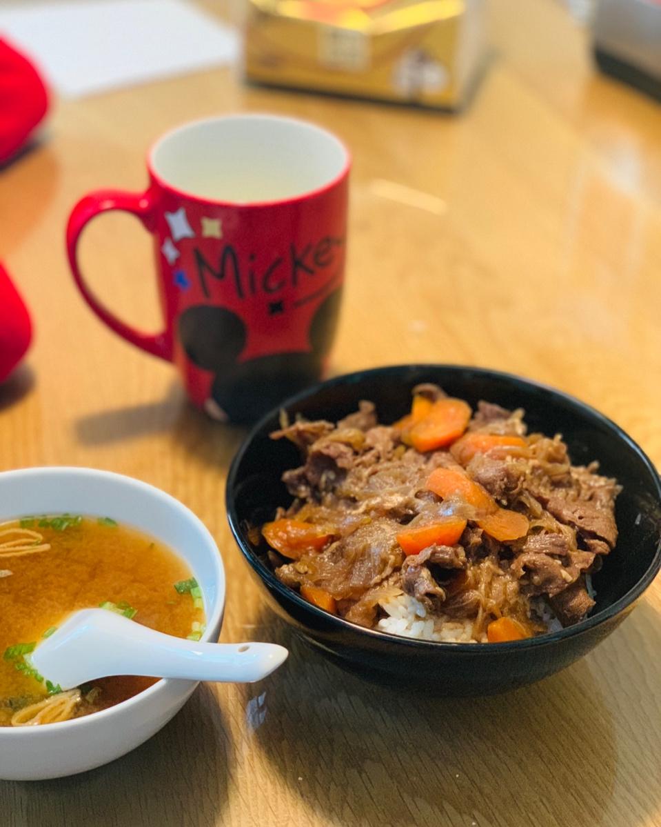 吉野家牛肉饭（牛丼）