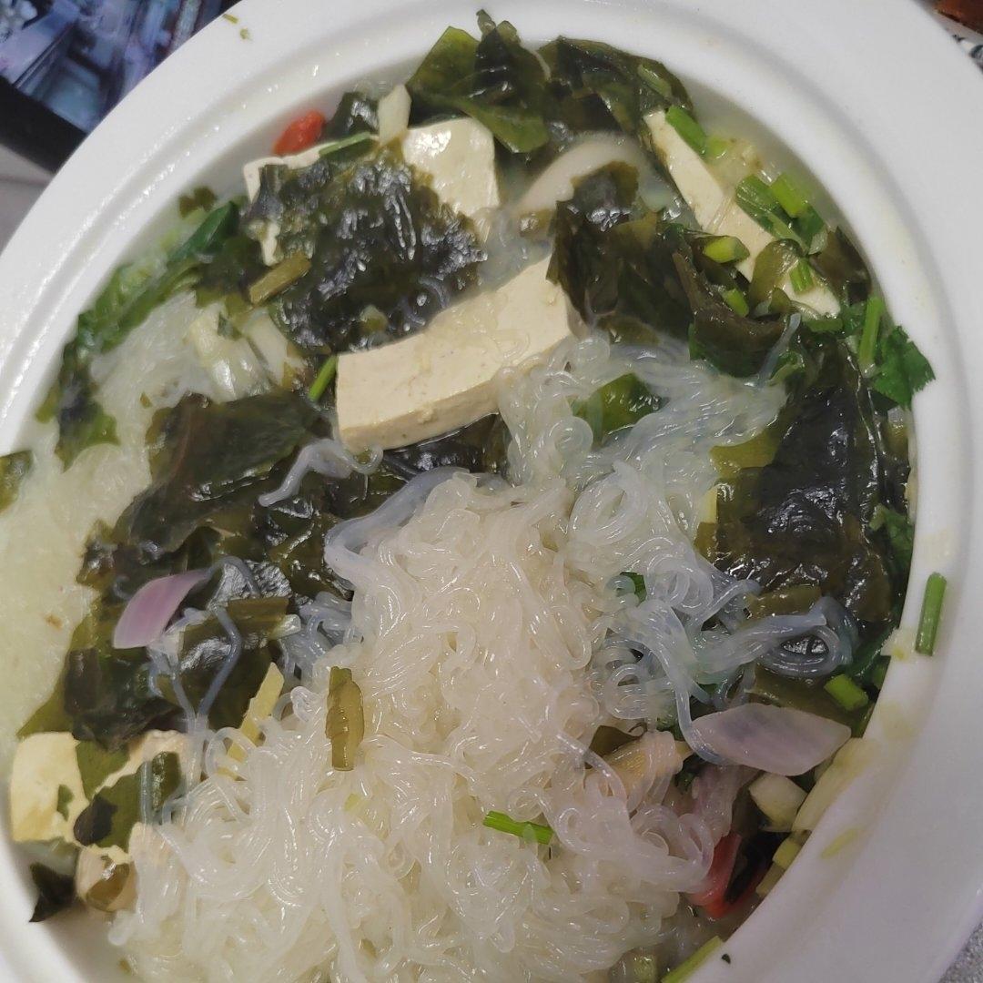 鱼头豆腐汤