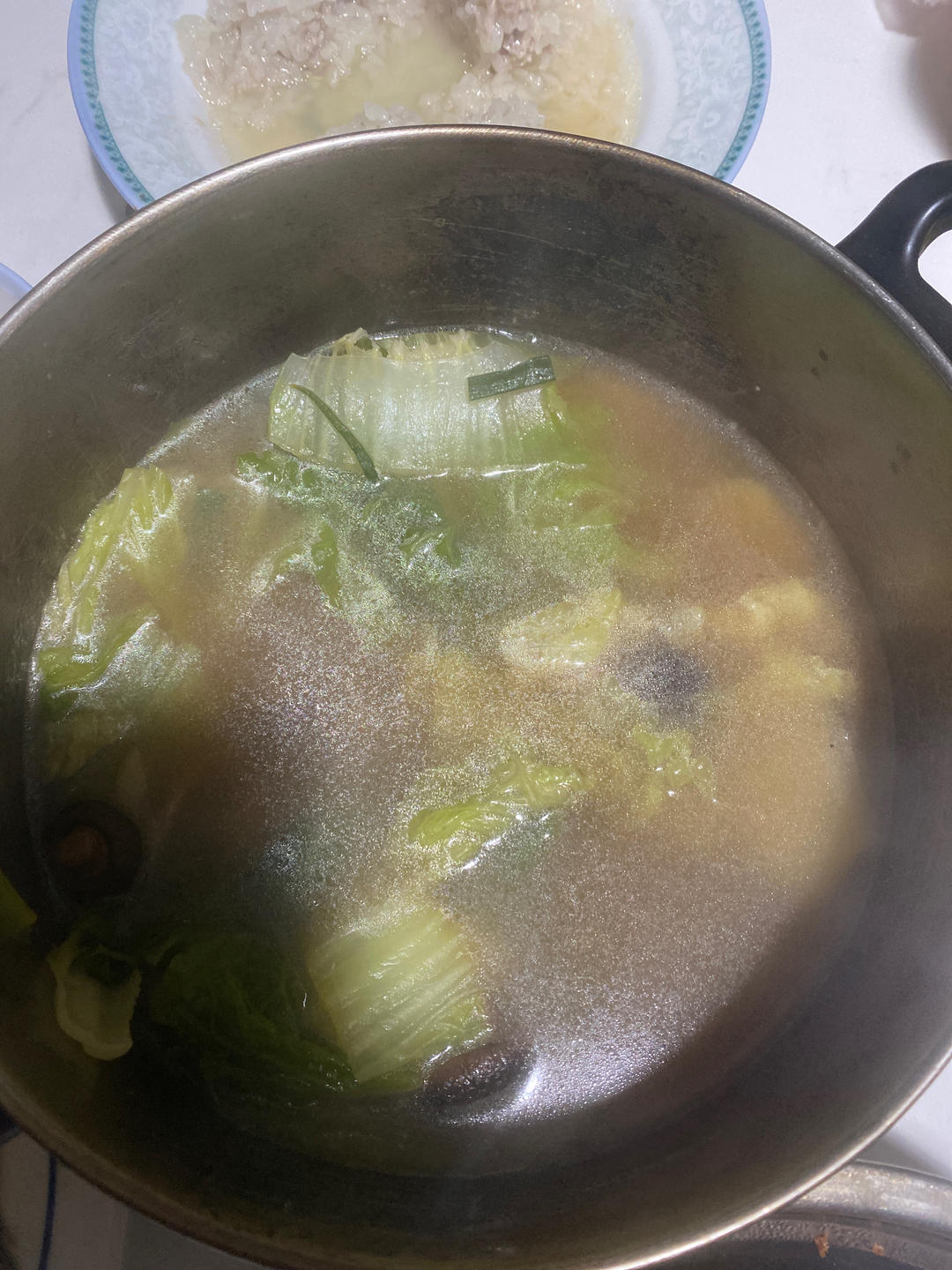 【白菜肉丝年糕汤】