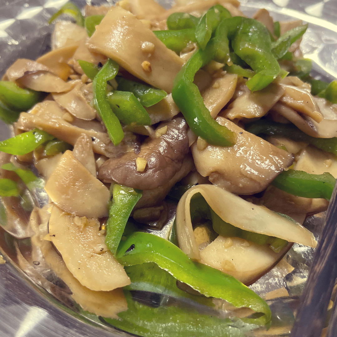 青椒素炒杏鲍菇