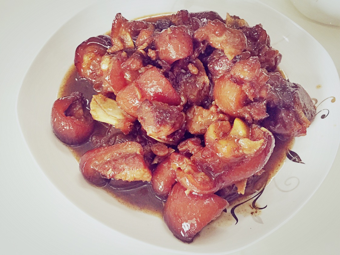 美味的家常菜：红烧猪蹄