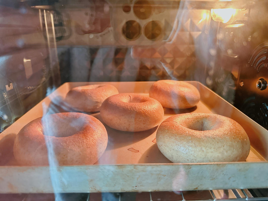 软软的全麦贝果🥯🥯🥯