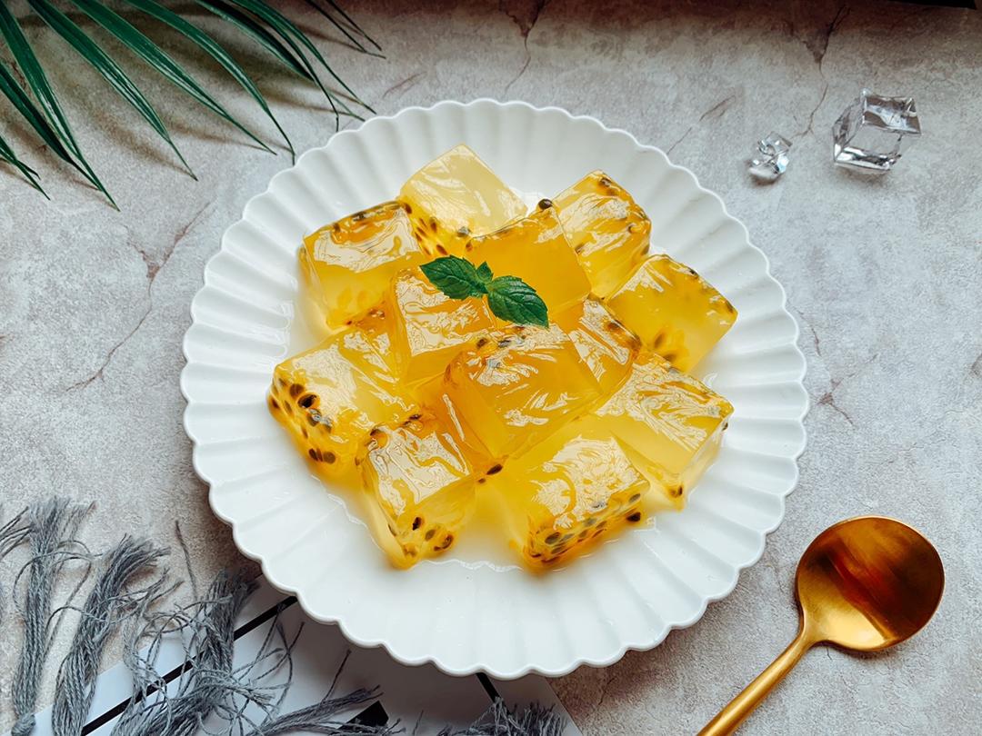 夏日消暑必备-百香果果冻的做法