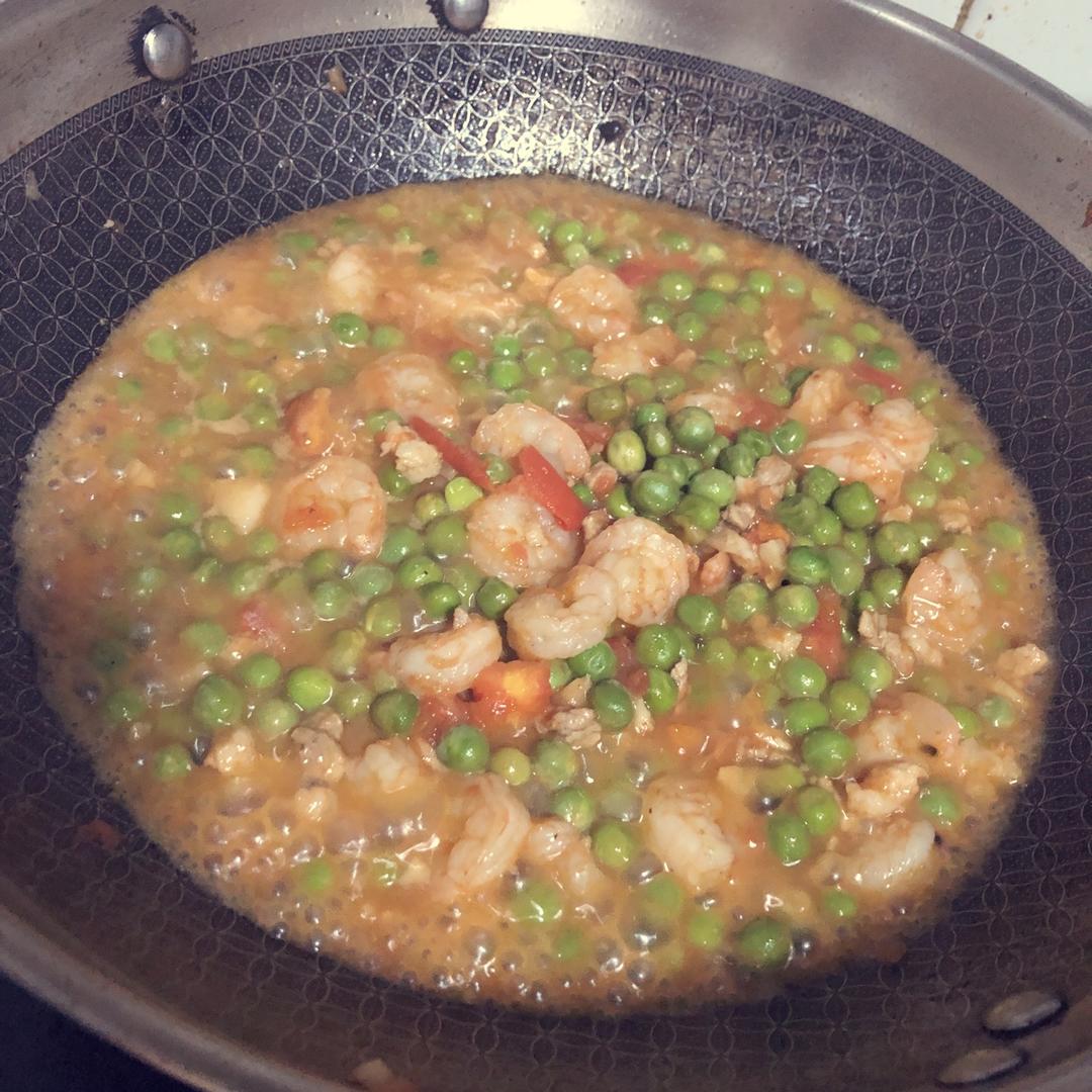 番茄虾仁肉末闷青豆