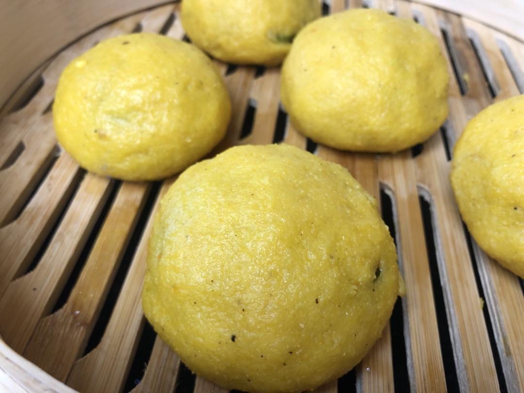 荠菜玉米面菜饽饽