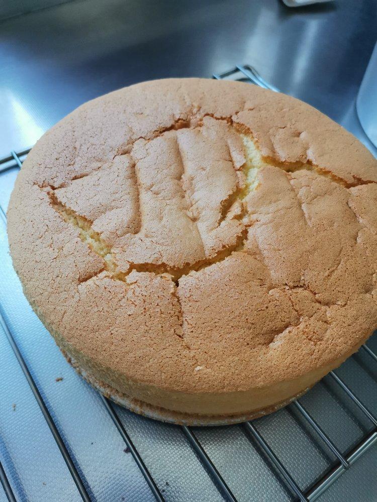 《Tinrry+》戚风蛋糕（6寸配方）（基础、超详细教程）