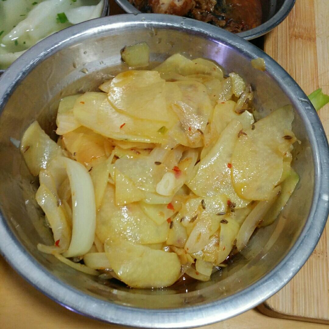 孜然洋葱土豆片