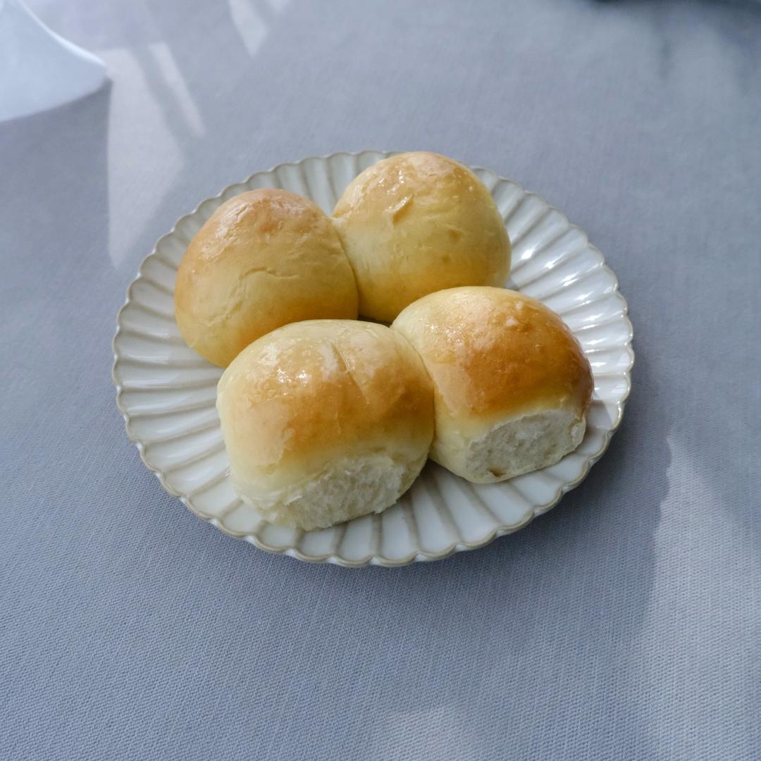 超级柔软拉丝的蜂蜜小餐包