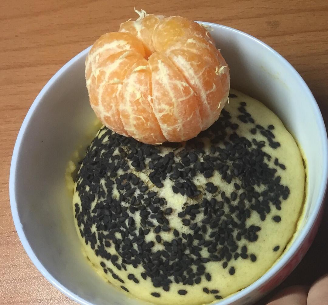 鸡蛋黑芝麻发糕(宿舍也可做 减脂)的做法