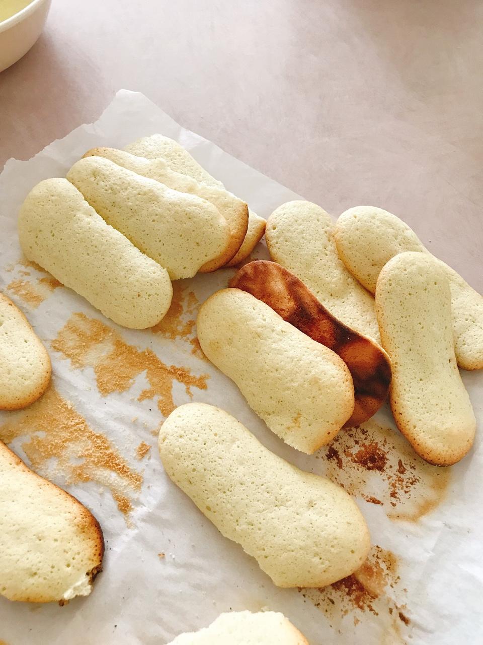 hella麦兜妈做的ladyfinger手指饼干