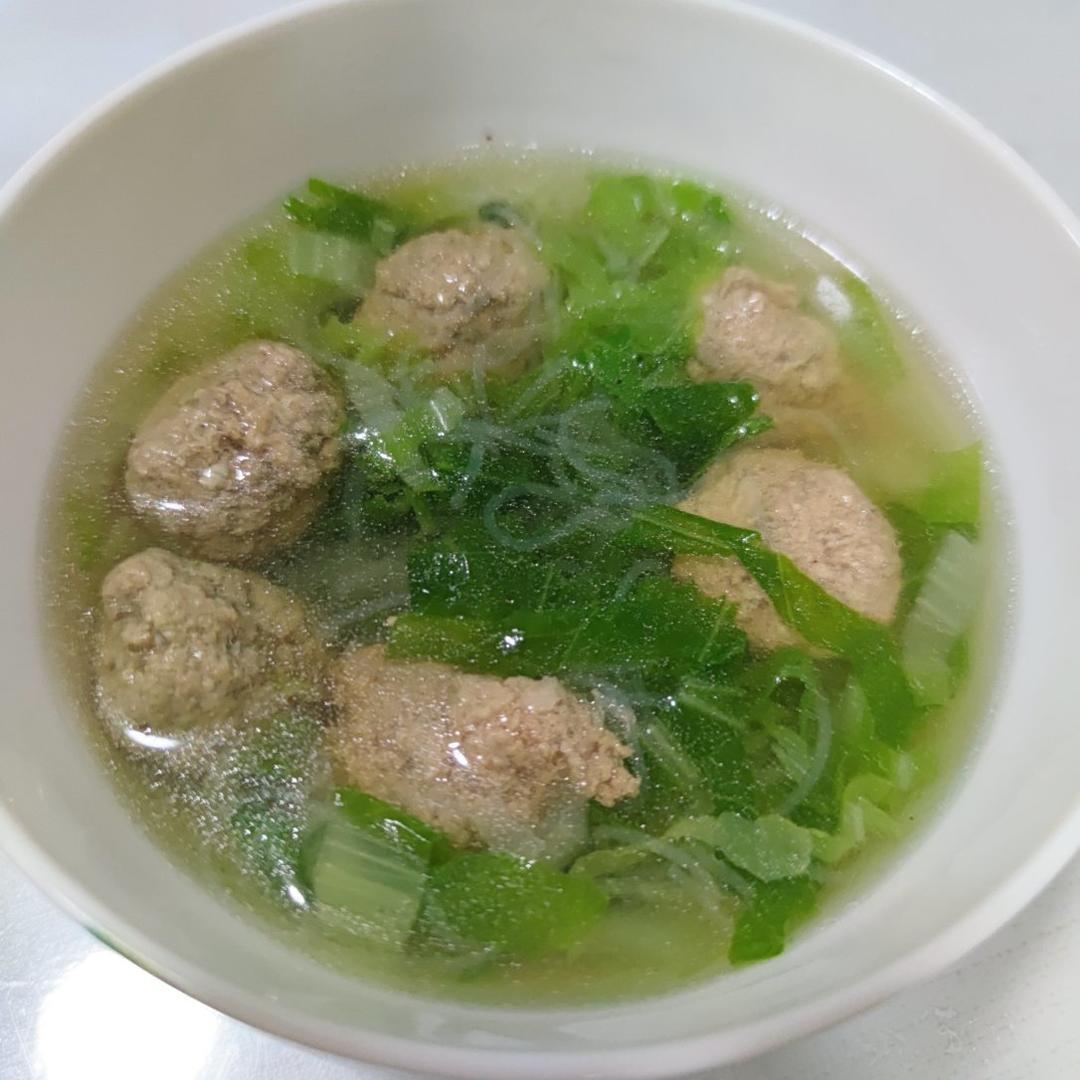 超好吃又简单的生汆丸子汤