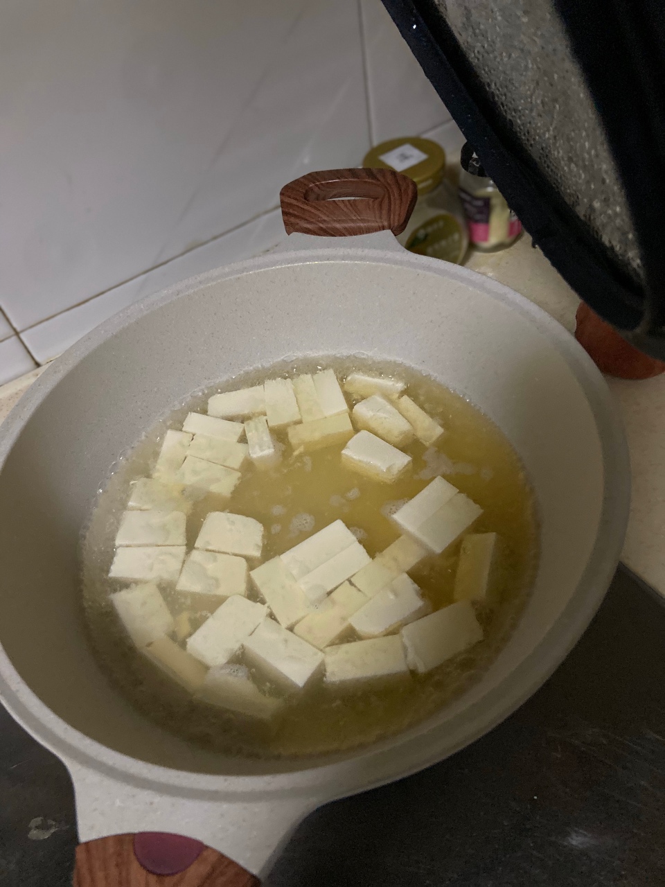 虾干黄瓜豆腐汤的做法 步骤3