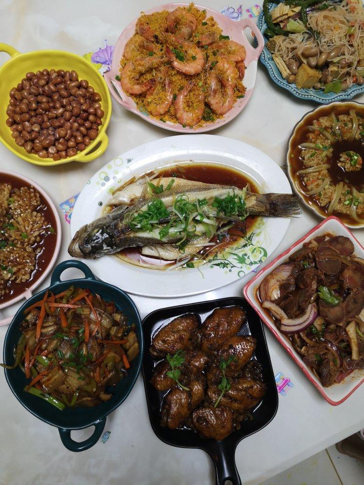 16道简单快捷的家常口味年夜饭菜谱，随便挑两样总有你喜欢的~