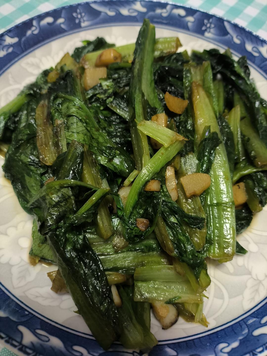 蒜蓉耗油清炒油麦菜，减脂快手菜，宝宝超爱，傻瓜步骤，屡试不爽，好吃且下饭，鲜香爽口！！