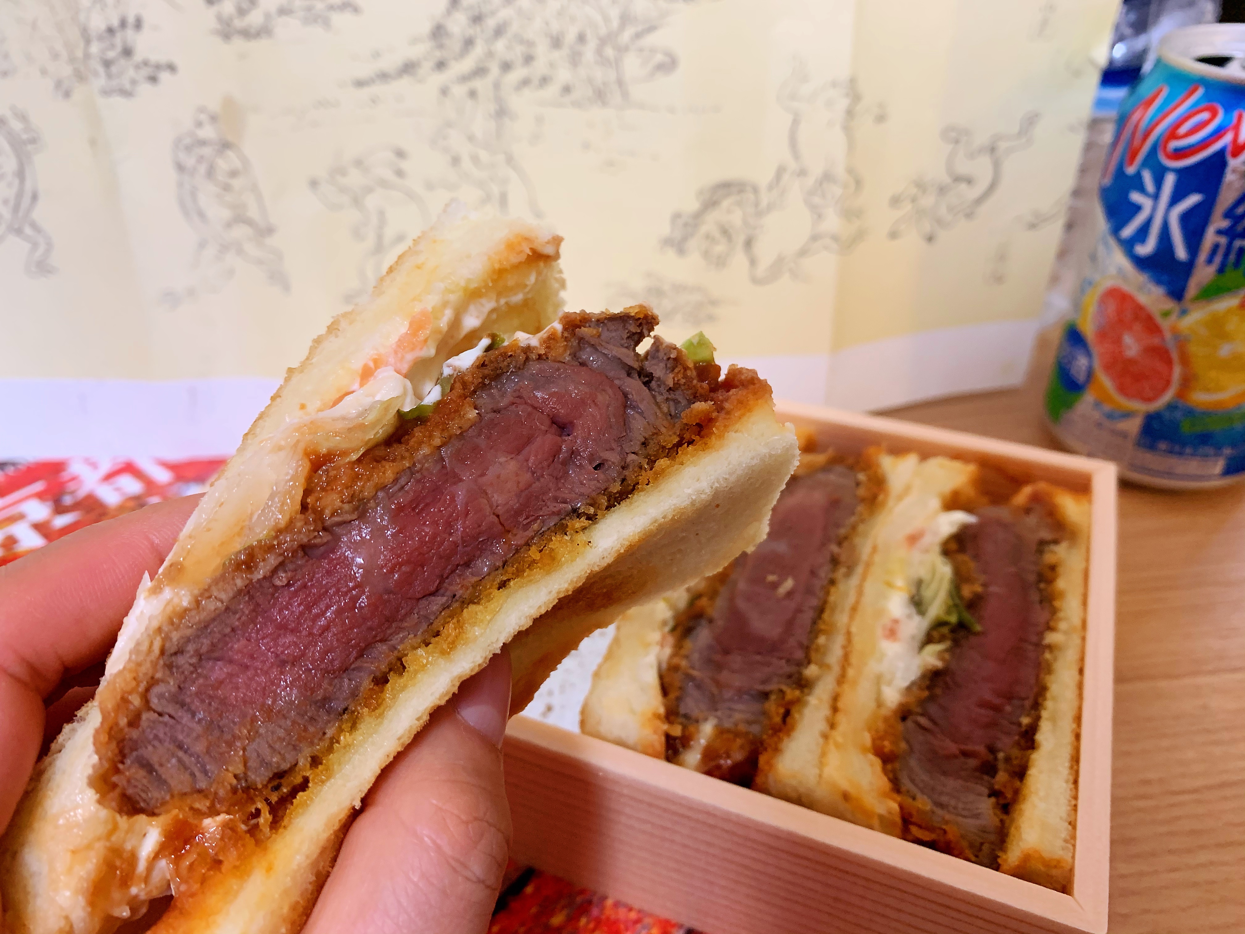 搬运&复刻「Hafuu」招牌　炸牛排三明治的做法 步骤17