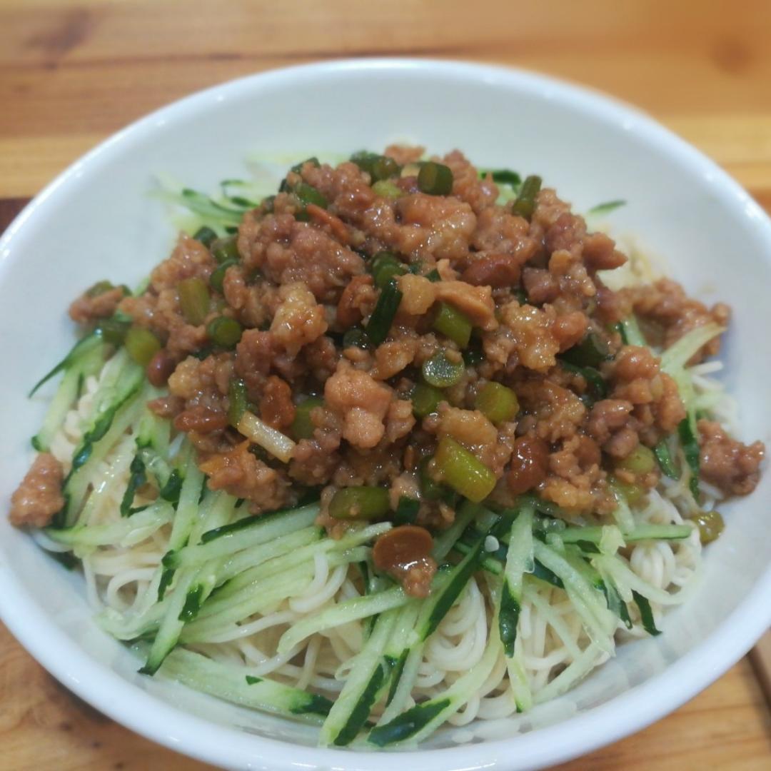 家乡味道，爸爸的炸酱面