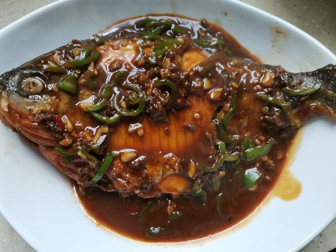 【家常菜】上海红烧鲳鱼