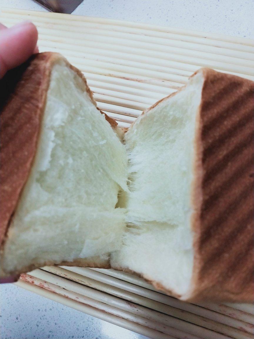 吐司，奶香手撕面包，超级香浓