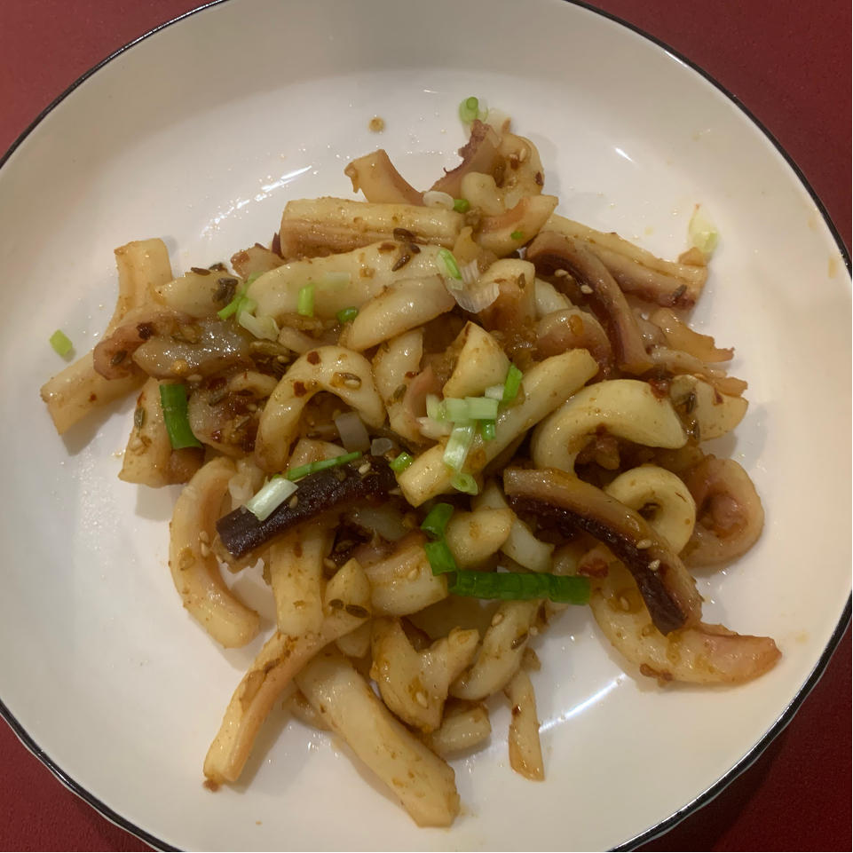 超下饭的孜然鱿鱼须，香辣爽嫩，比烧烤还好吃