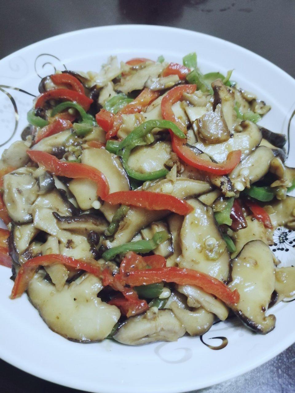 香菇炒辣椒