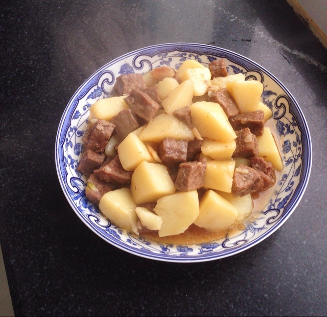 土豆炖牛肉