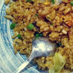 味增三文鱼炒甜椒粉藜麦