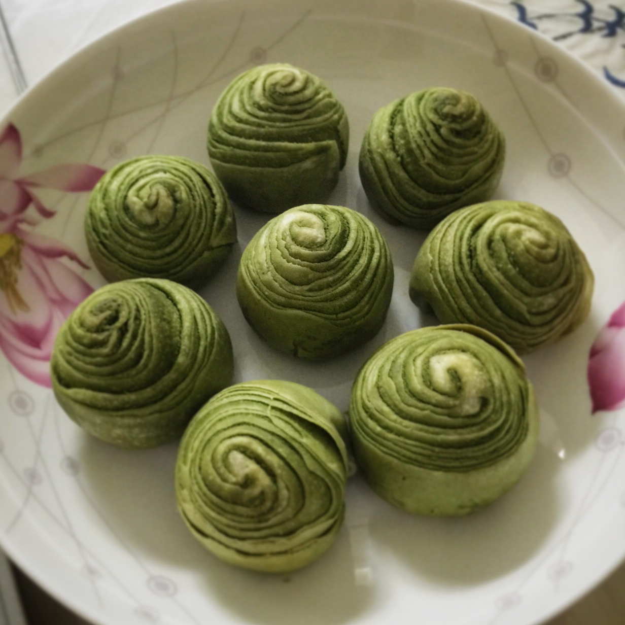 蛋黄酥~紫薯、抹茶、原味~花好月圆，中秋快乐~内附一次做六色蛋黄酥方法~