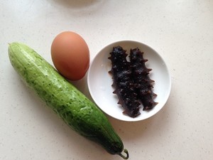 海参黄瓜蛋花汤的做法 步骤1