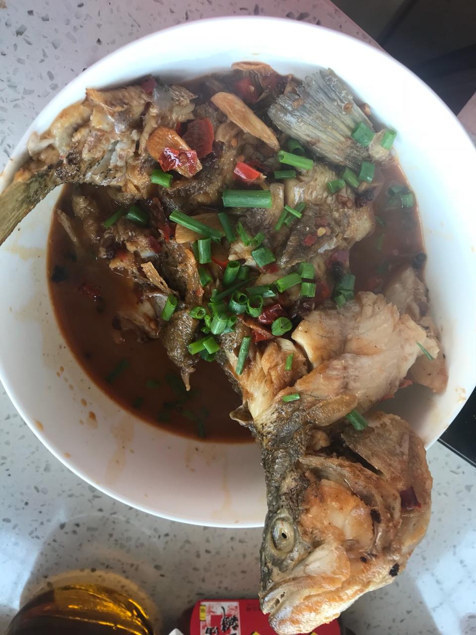 红烧鲈鱼