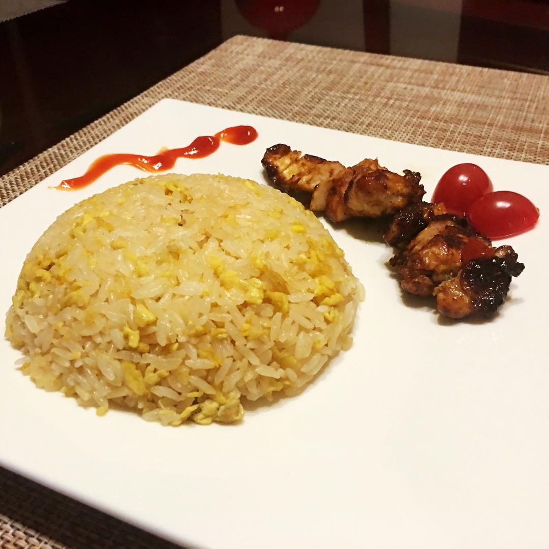 酷炫屌炸天好吃的煎鸡胸肉（香蒜蜂蜜煎鸡胸肉）