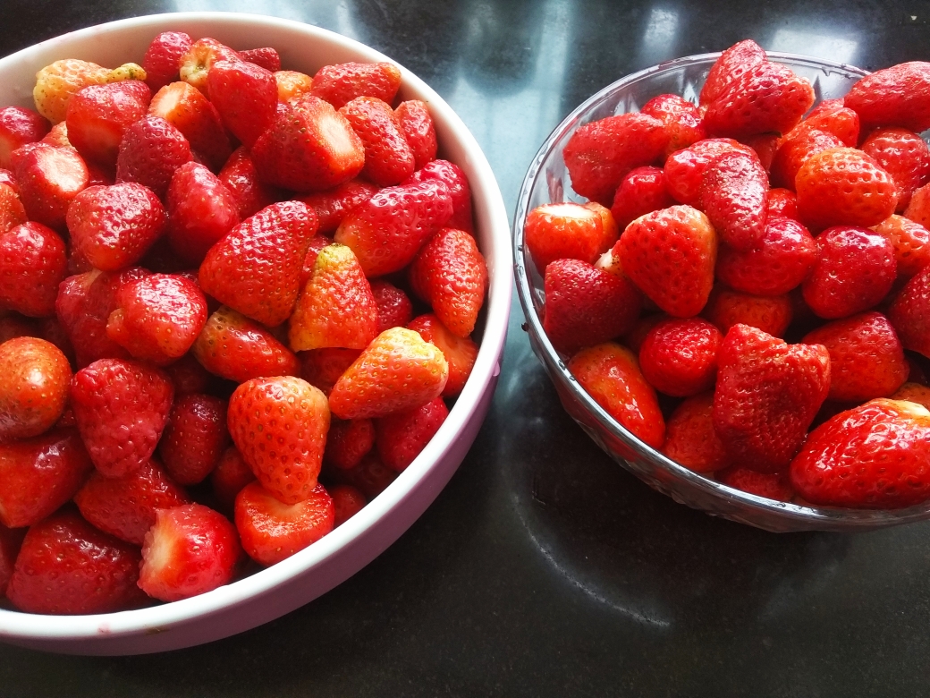 春日草莓酱的做法