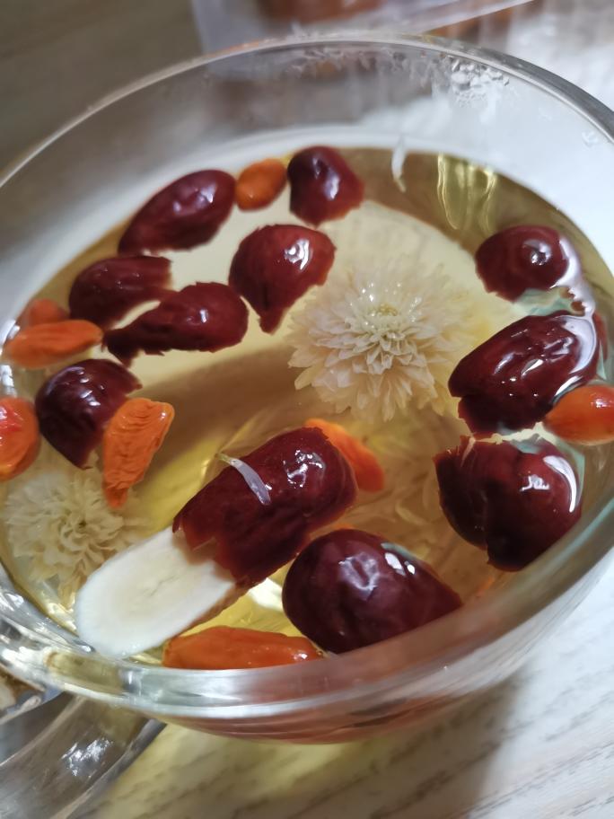 一杯茶`暖身暖心