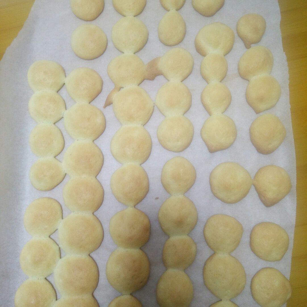 酥脆蛋香小饼干