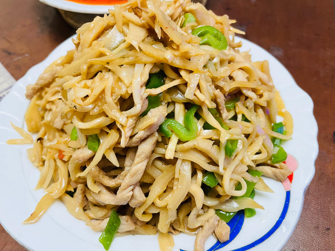 双椒竹笋炒肉丝