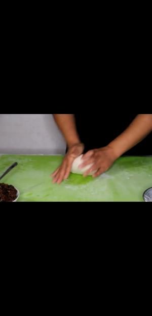 停不下来的香菇酱蒸饺的做法 步骤7