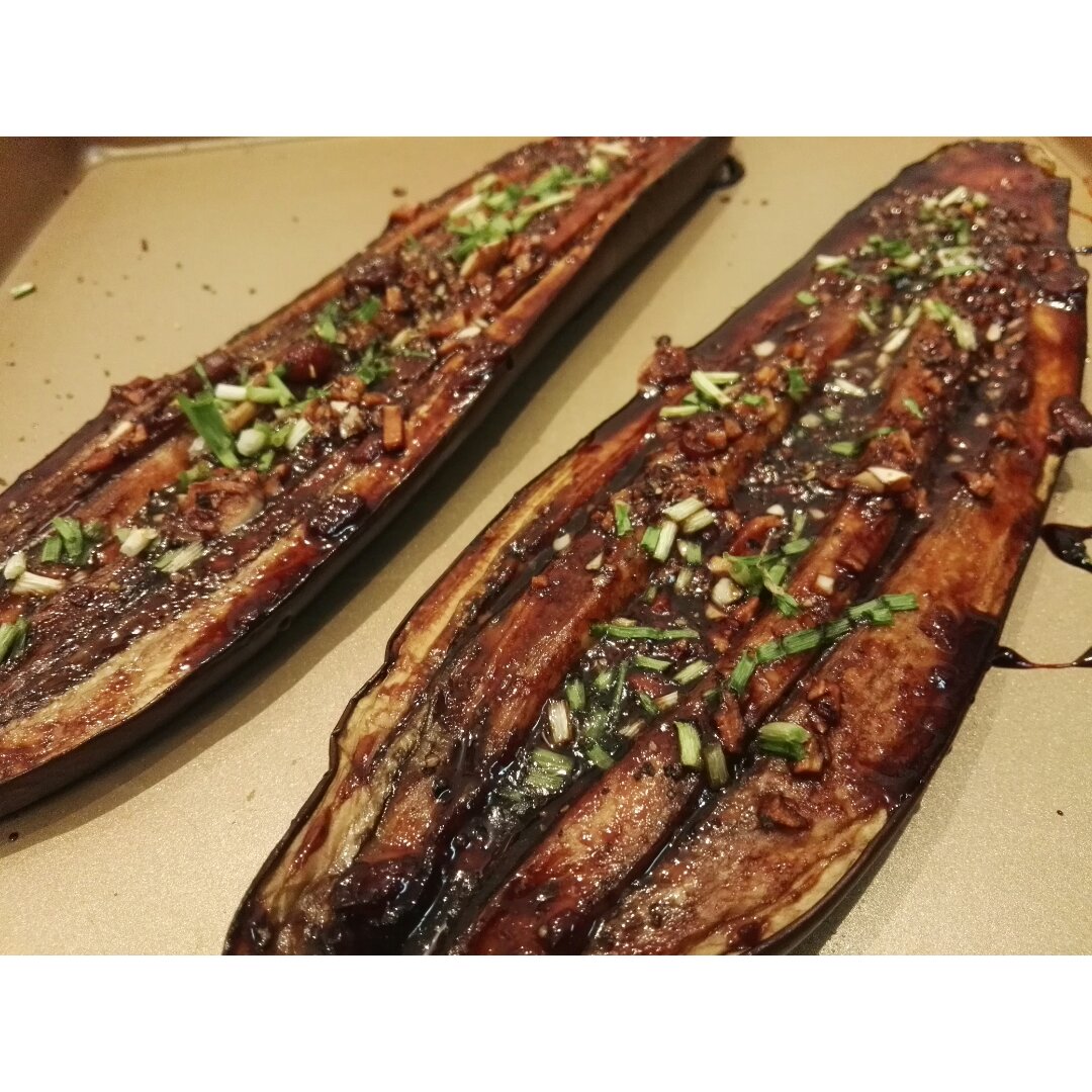 蒜香烤茄子
