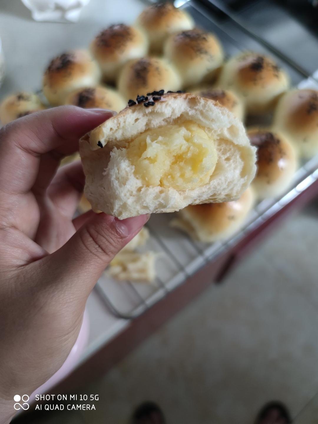 奶黄小餐包-一次发酵超好吃（附快手奶黄馅制作方法）