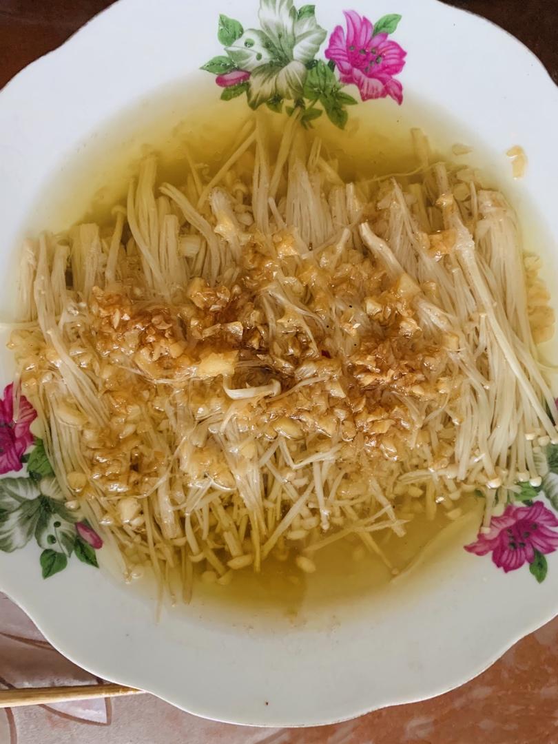蒜蓉蒸金针菇