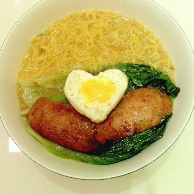 小坏糖-1做的港式餐蛋面