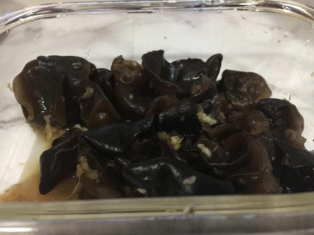 凉拌黑木耳