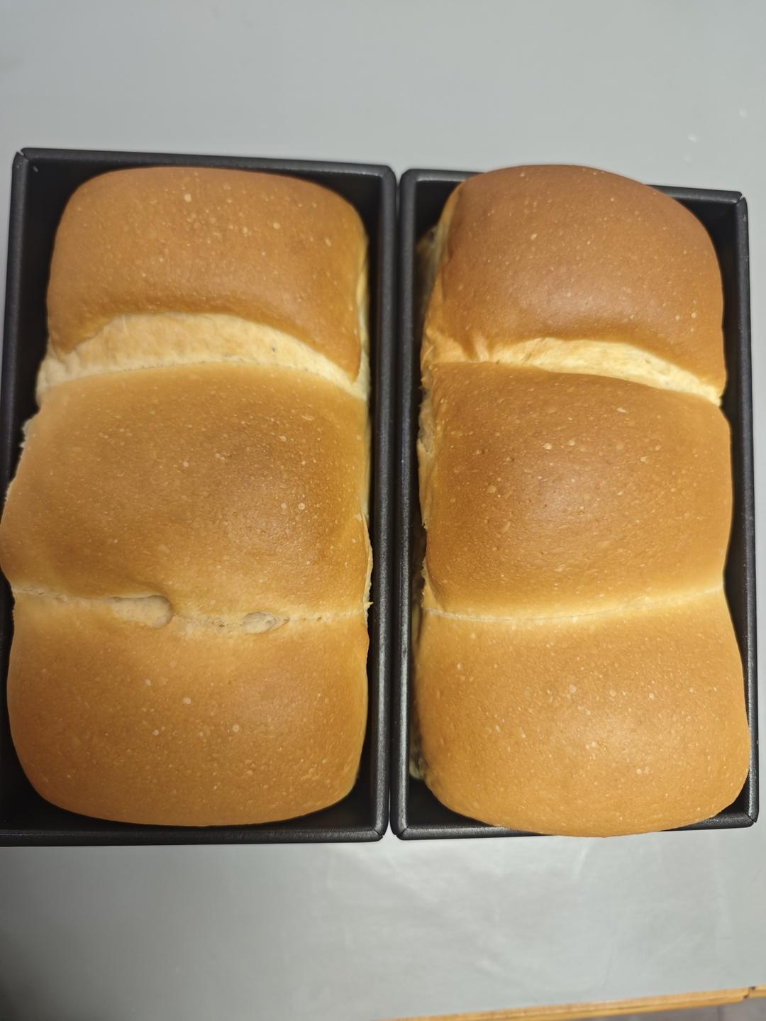 奶油吐司，鲜奶奶油嫩白吐司