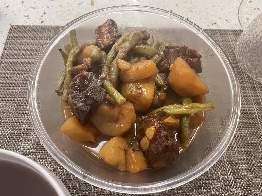 硬菜代表--排骨炖豆角土豆（豆角焖面胚子）