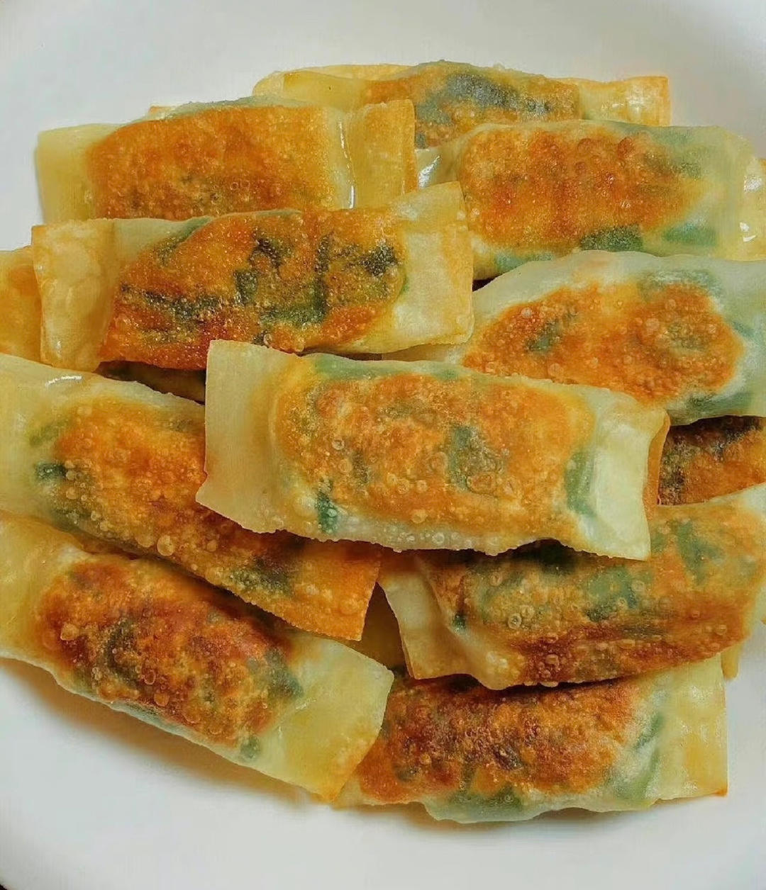 韭菜鸡蛋锅贴（面食，早餐）