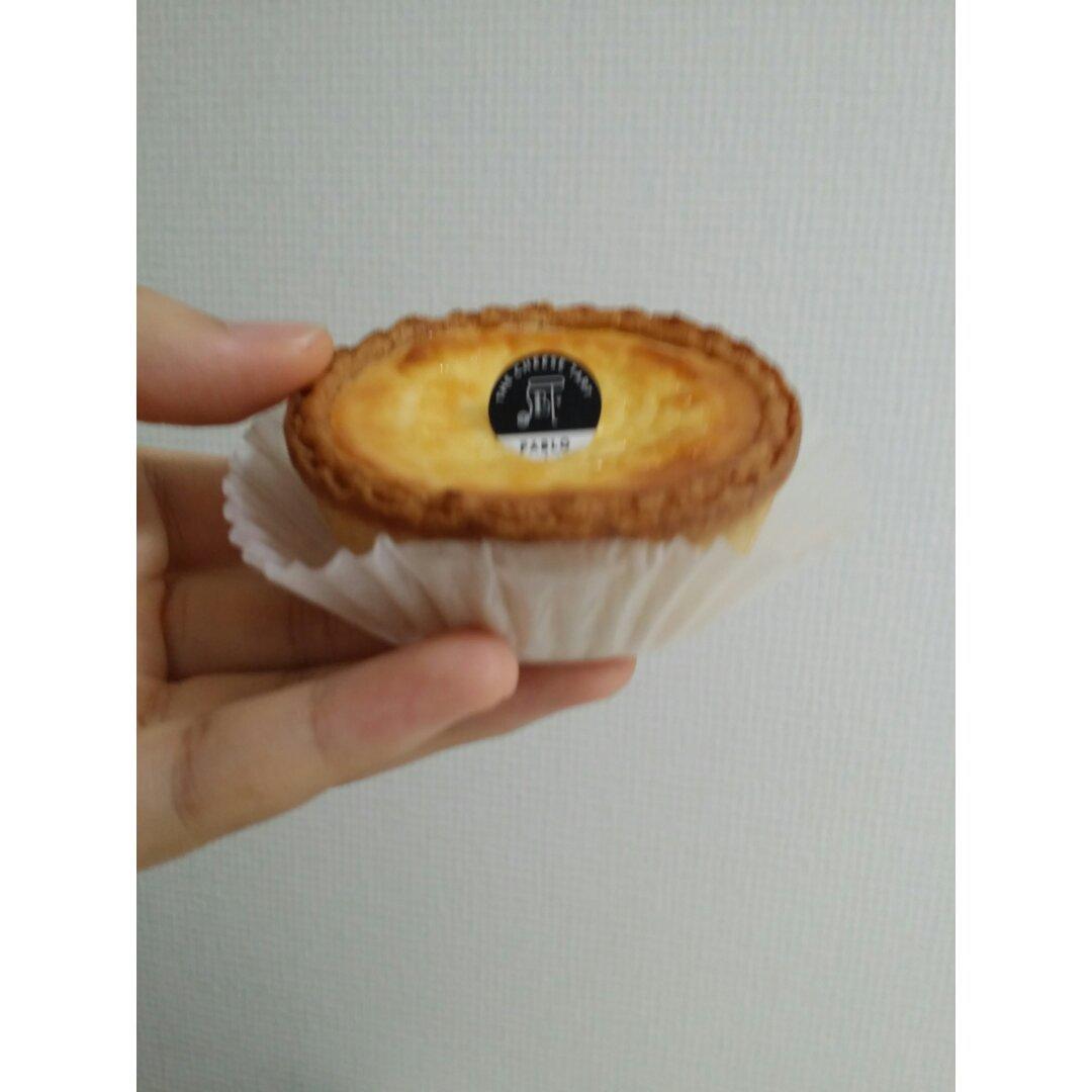 初食霓虹