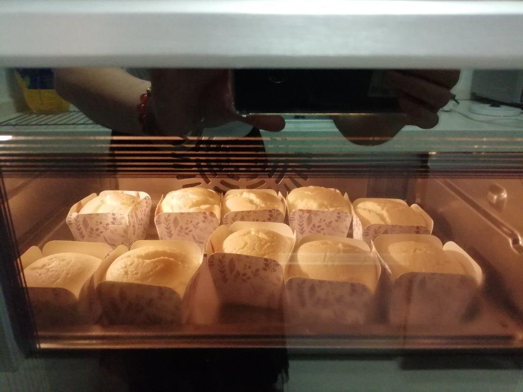 纸杯蛋糕 8寸戚风蛋糕的量