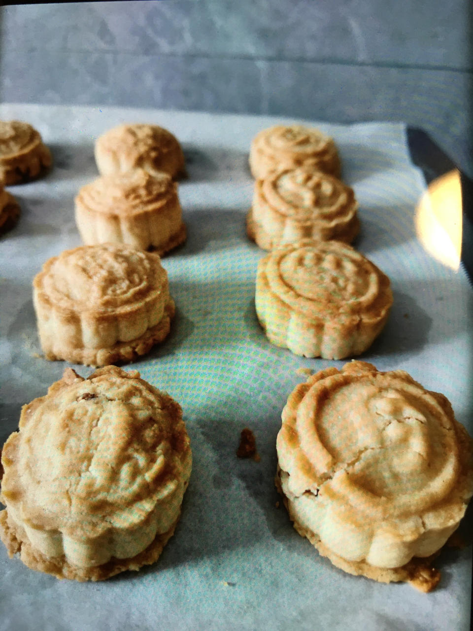 老式月饼（无糖浆、无任何添加剂的桃酥脆皮月饼）