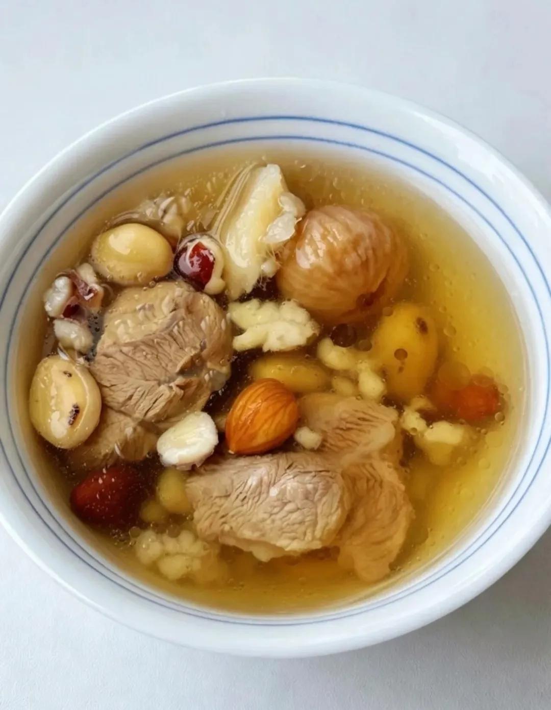 附赠三伏健脾肉汤：白扁豆山药瘦肉汤