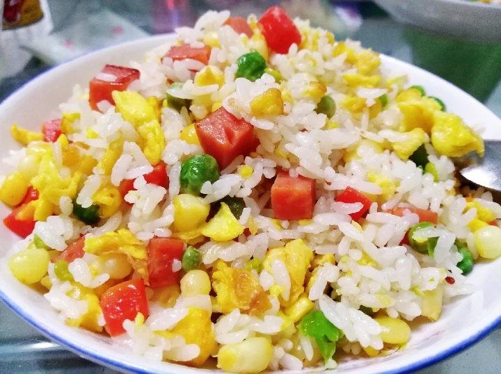 家常蛋炒饭