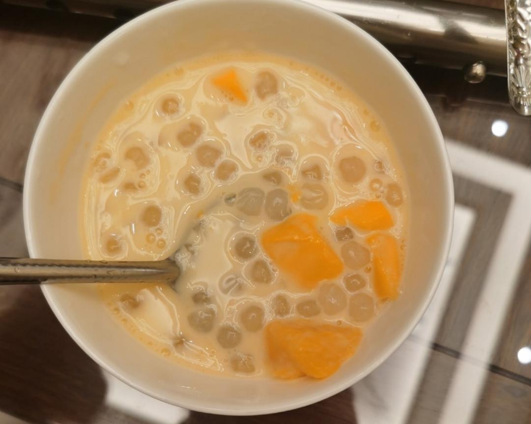 芒果丸子西米露